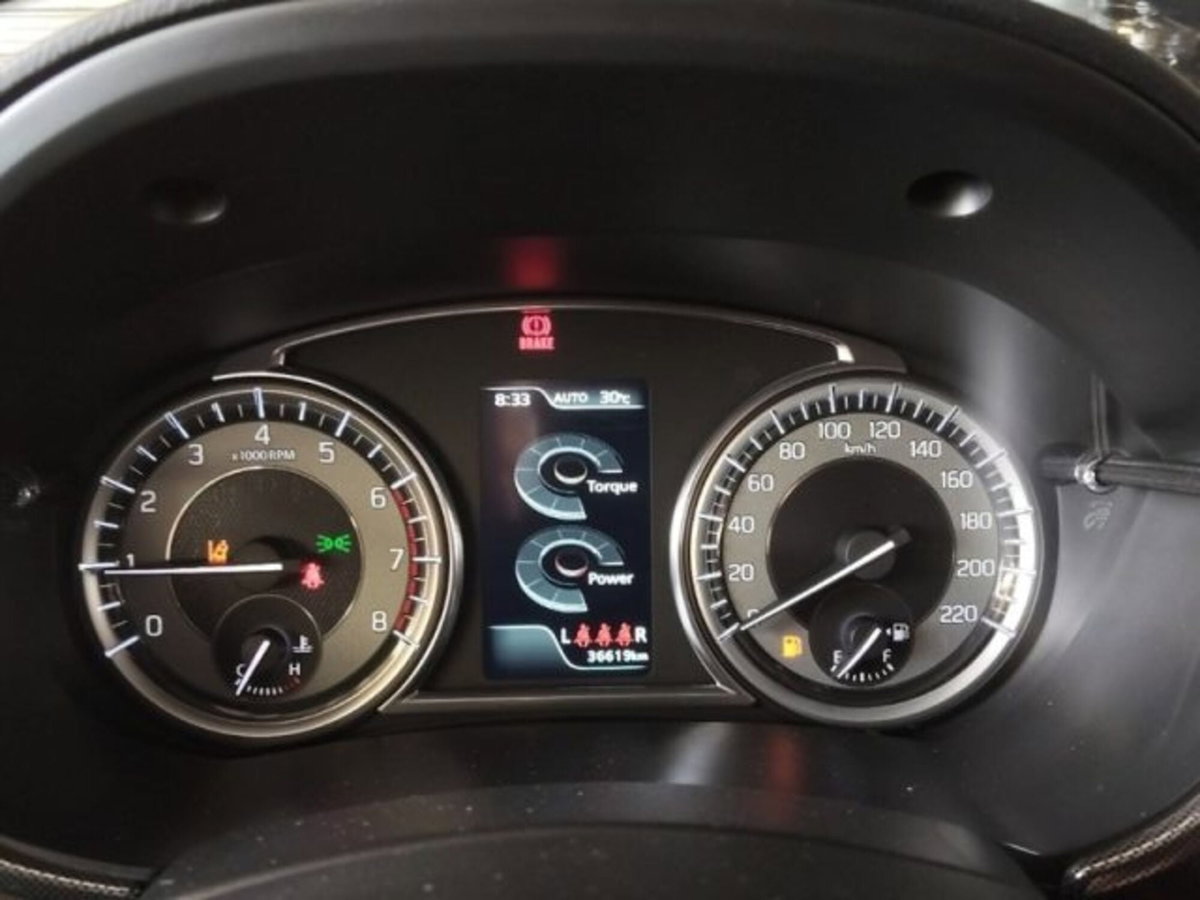 Suzuki Vitara 1.4 Hybrid 4WD AllGrip Easy Top (7)