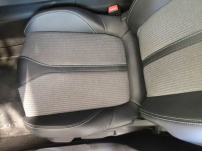 Peugeot 3008 BlueHDi 130 S&S EAT8 Allure Pack (10)