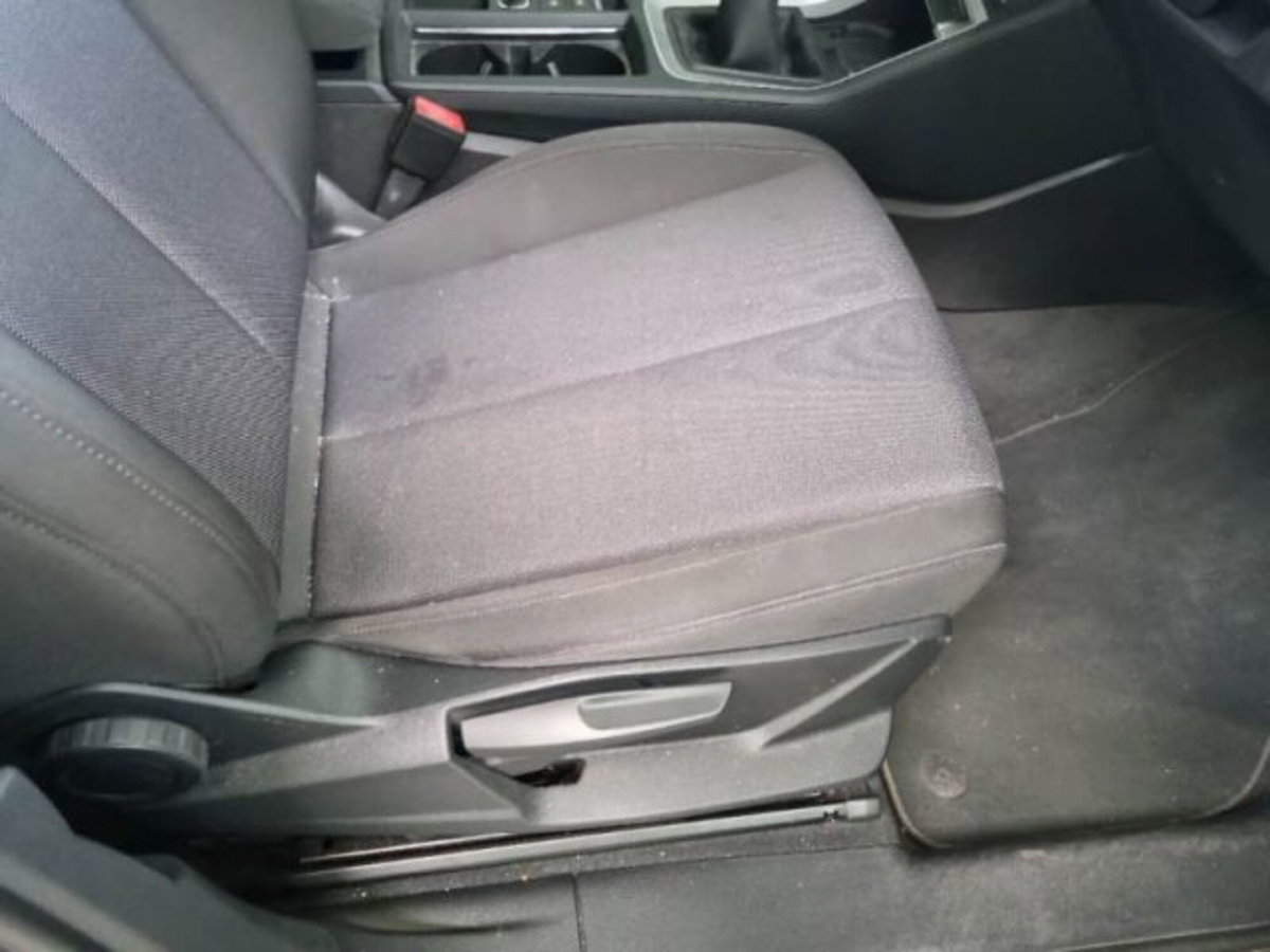 Audi Q3 Sportback 35 TDI quattro Business Plus (14)