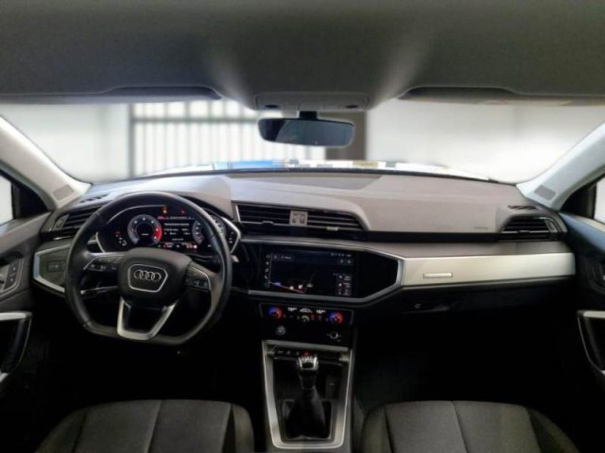 Audi Q3 Sportback 35 TDI quattro Business Plus (3)