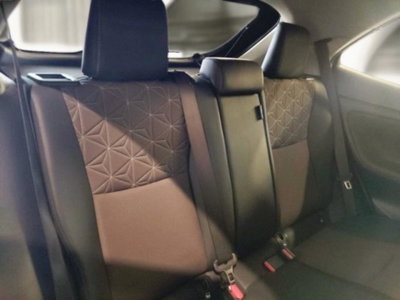 Toyota Yaris Cross 1.5 Hybrid 5p. E-CVT Lounge (11)