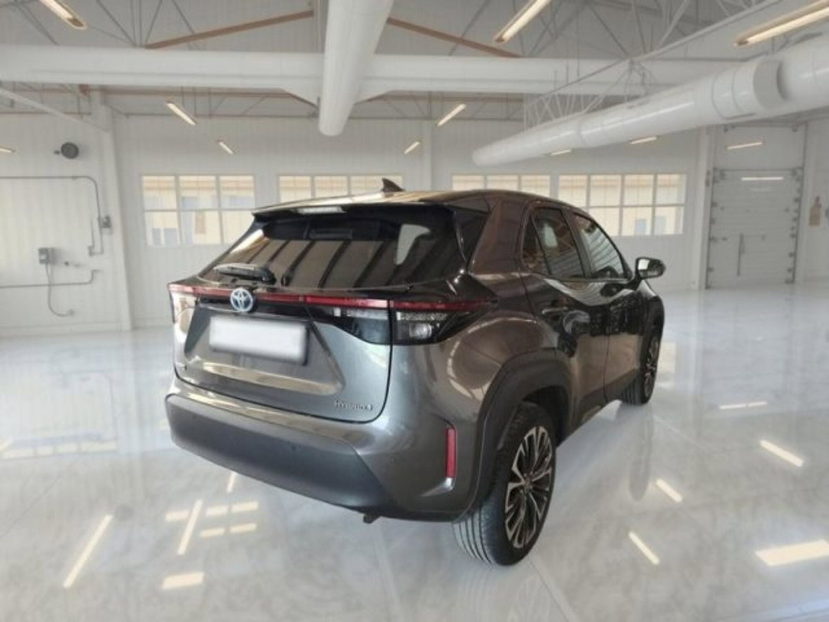 Toyota Yaris Cross 1.5 Hybrid 5p. E-CVT Lounge (5)
