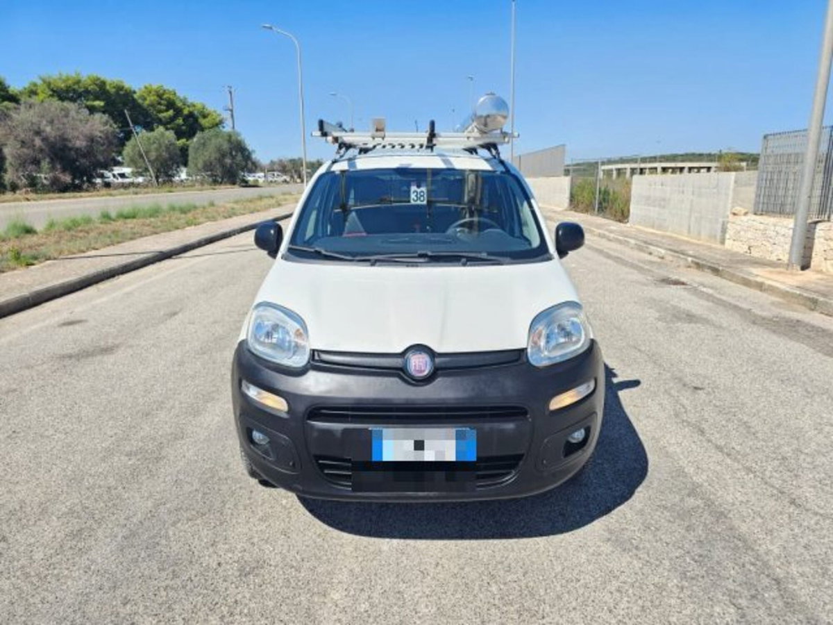 Fiat Panda 1.3 MJT S&S 4x4 Pop Climbing Van 2 posti (3)