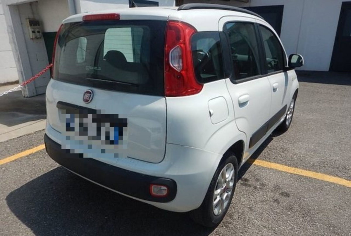 Fiat Panda 1.3 MJT 95 CV S&S Lounge (3)