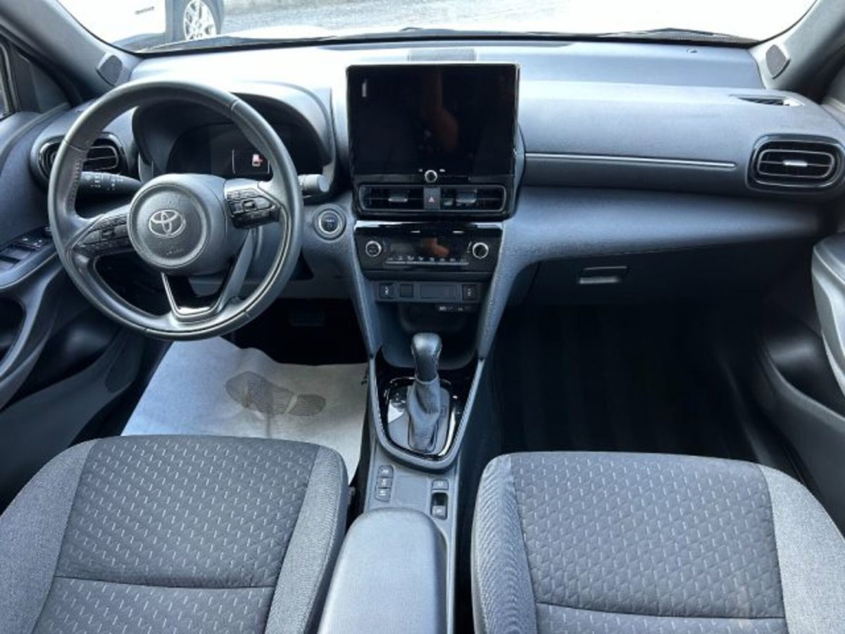 Toyota Yaris Cross 1.5 Hybrid 5p. E-CVT Trend (16)