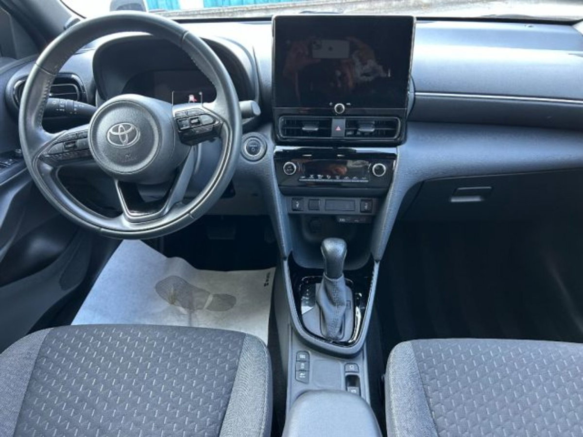 Toyota Yaris Cross 1.5 Hybrid 5p. E-CVT Trend (17)
