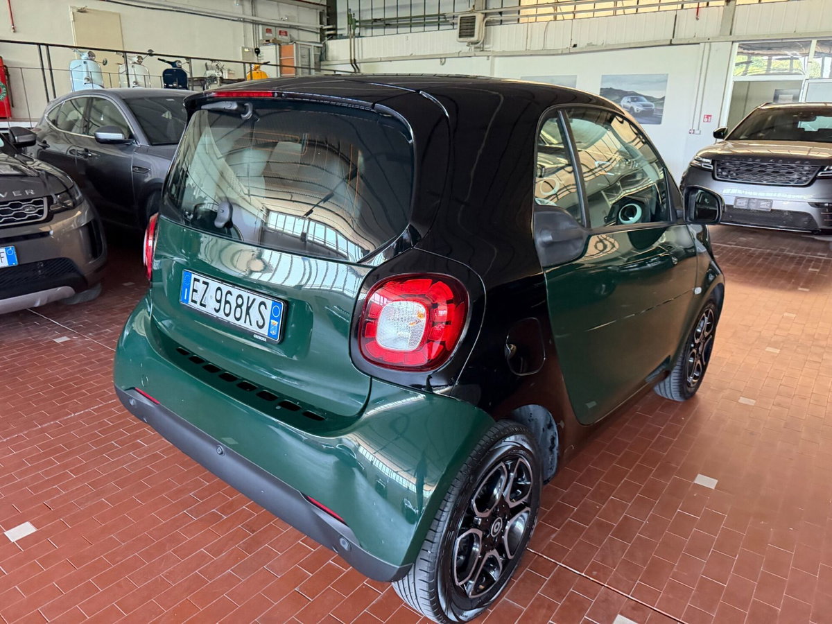 smart Fortwo 1000 52 kW MHD coupé passion (5)