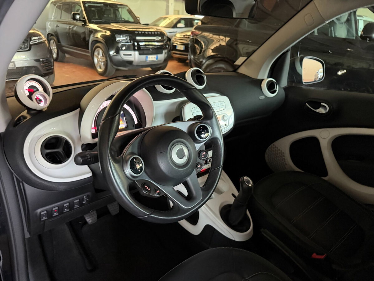 smart Fortwo 1000 52 kW MHD coupé passion (9)