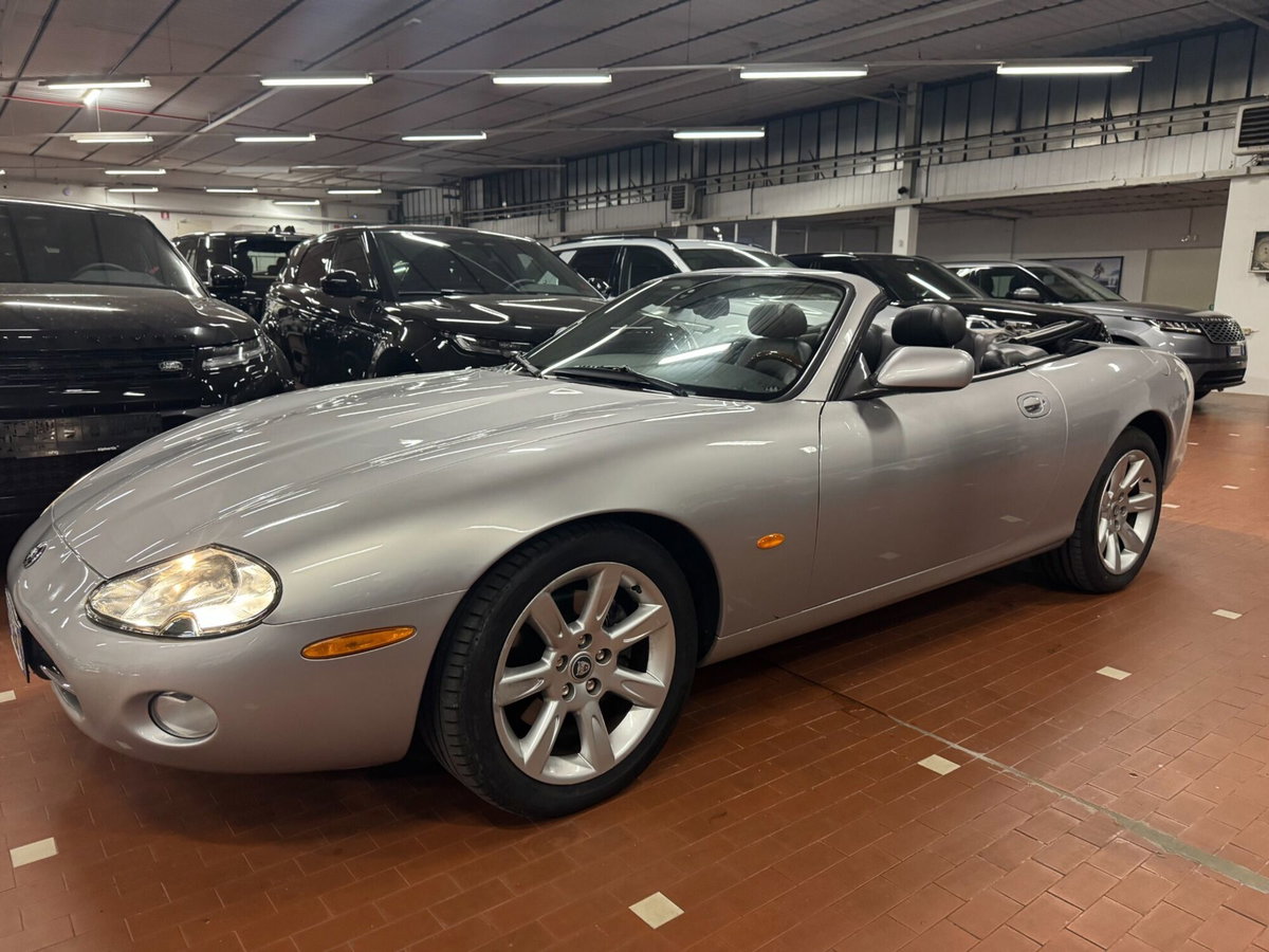 Jaguar XK 4.2 V8 Convertibile