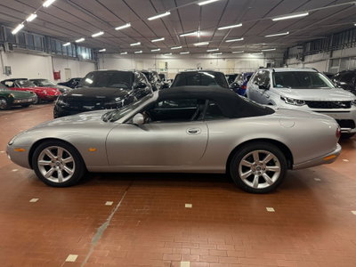 Jaguar XK 4.2 V8 Convertibile (3)