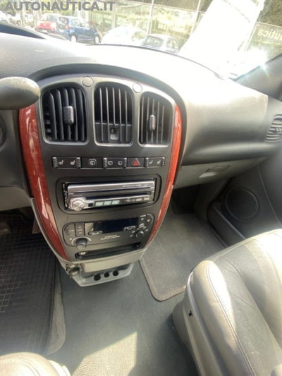 Chrysler Voyager 2.8 CRD cat LX Leather Auto (11)