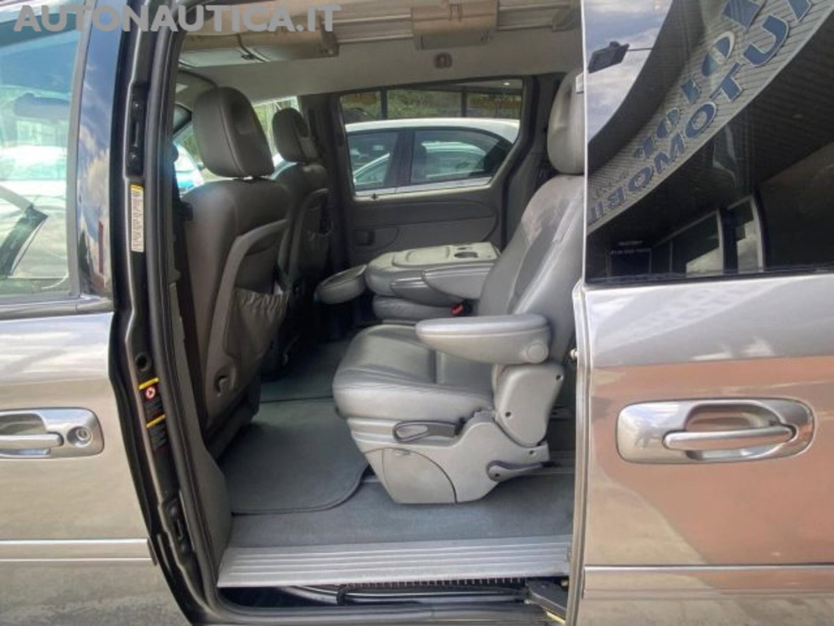 Chrysler Voyager 2.8 CRD cat LX Leather Auto (7)