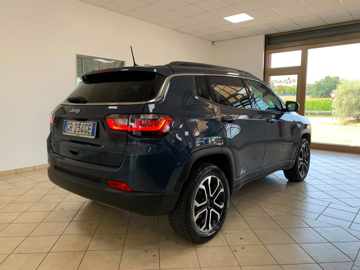 Jeep Compass 1.3 T4 190CV PHEV AT6 4xe Limited (5)