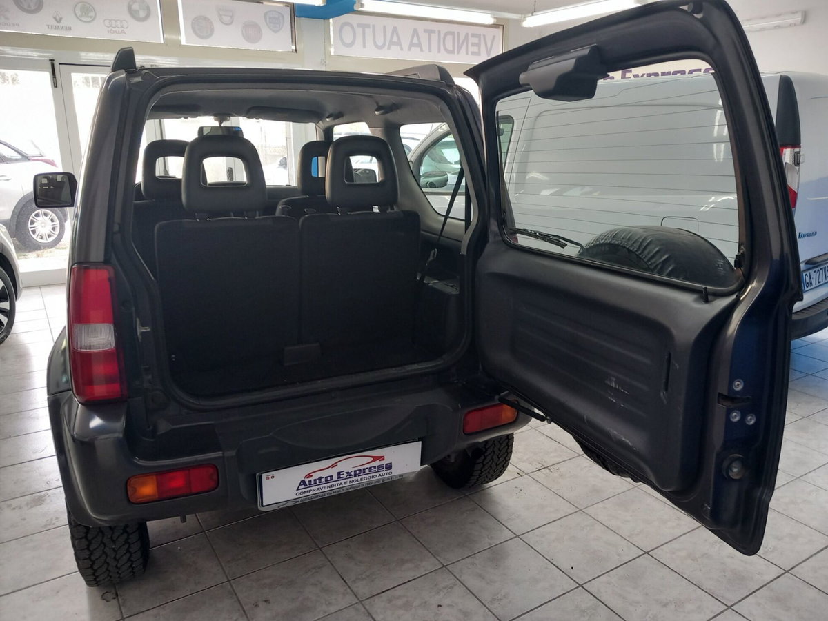 Suzuki Jimny 1.5 DDiS cat 4WD Special (13)