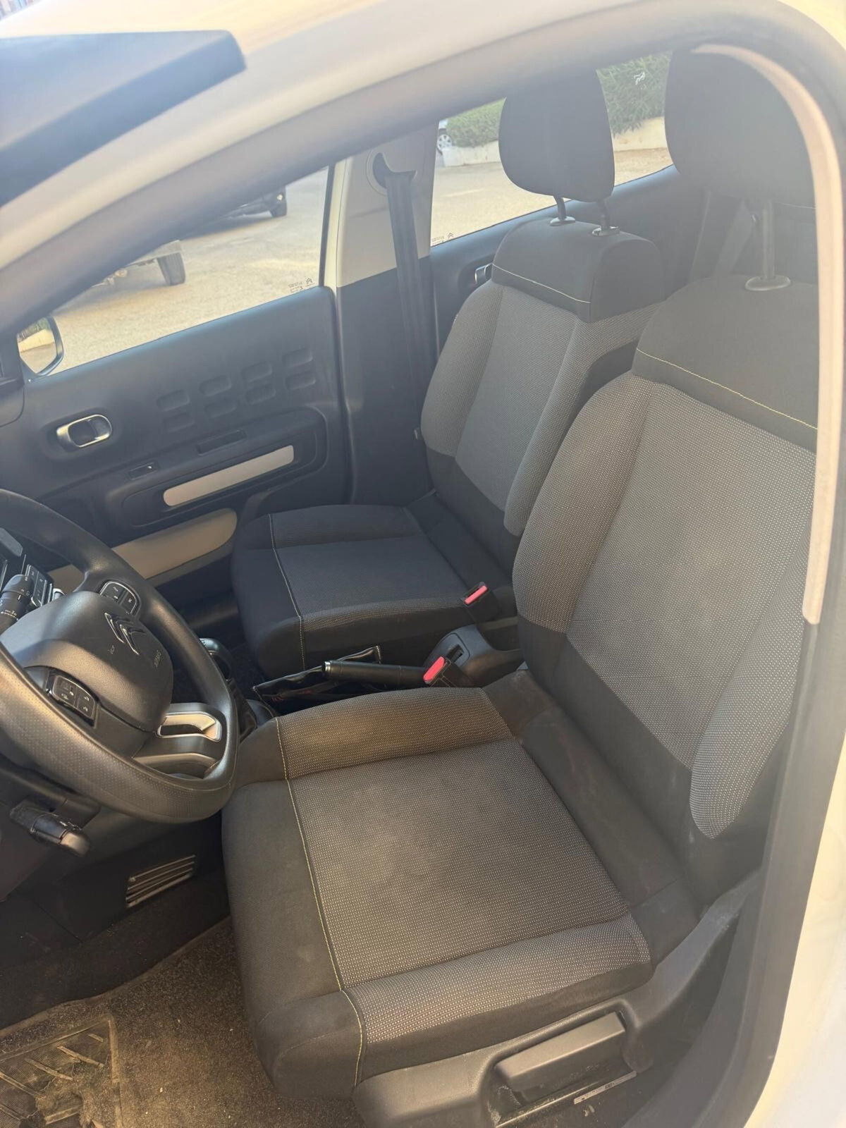 Citroen C3 BlueHDi 100 S&S Feel (11)