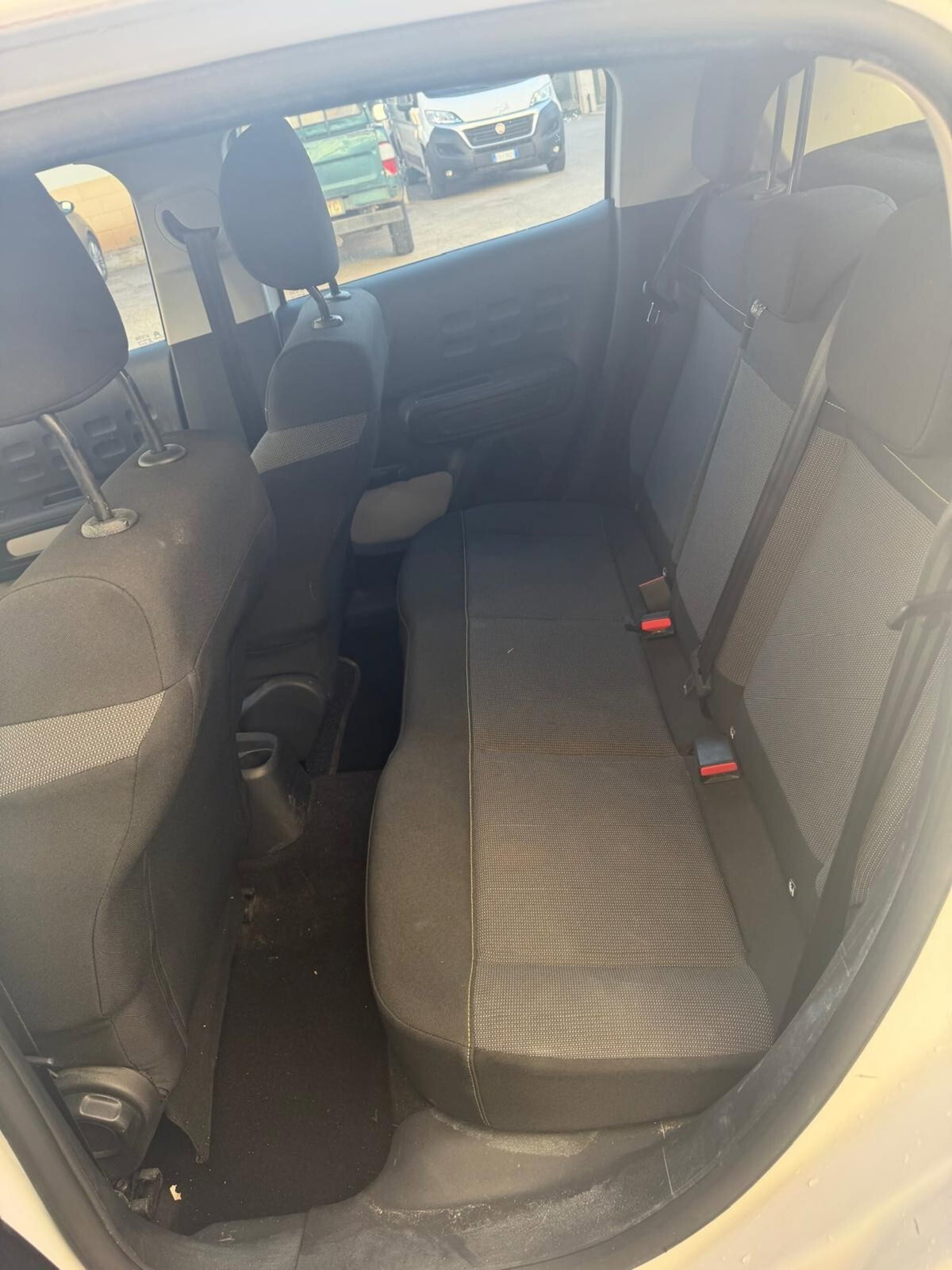 Citroen C3 BlueHDi 100 S&S Feel (9)