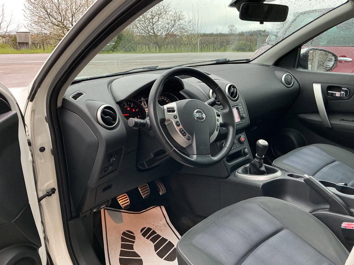 Nissan Qashqai 1.5 dCi DPF Tekna (8)