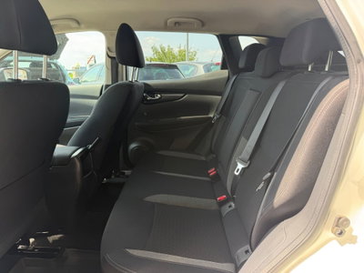 Nissan Qashqai 1.5 dCi Tekna (19)