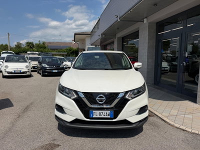 Nissan Qashqai 1.5 dCi Tekna (2)