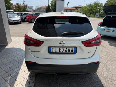 Nissan Qashqai 1.5 dCi Tekna (4)
