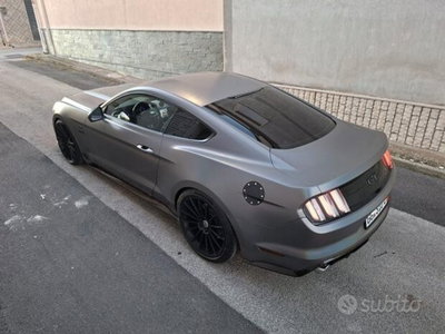 Ford Mustang Coupé Fastback 5.0 V8 TiVCT GT (11)