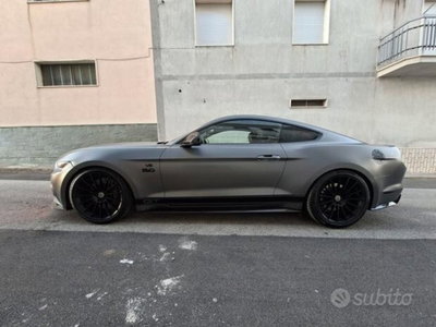 Ford Mustang Coupé Fastback 5.0 V8 TiVCT GT (12)
