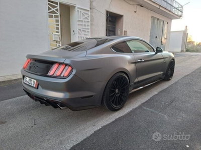 Ford Mustang Coupé Fastback 5.0 V8 TiVCT GT (15)