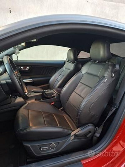 Ford Mustang Coupé Fastback 5.0 V8 TiVCT GT (19)