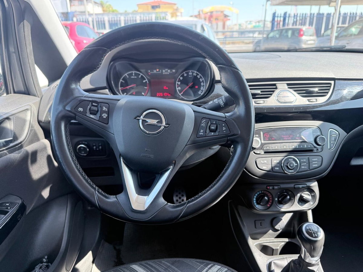 Opel Corsa 1.4 90CV GPL Tech 5 porte Cosmo (12)