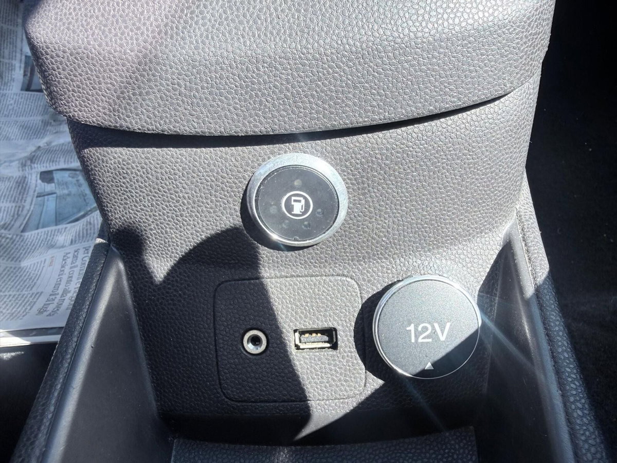 Ford Fiesta 1.4 5 porte Bz.- GPL Black & White Edition (15)