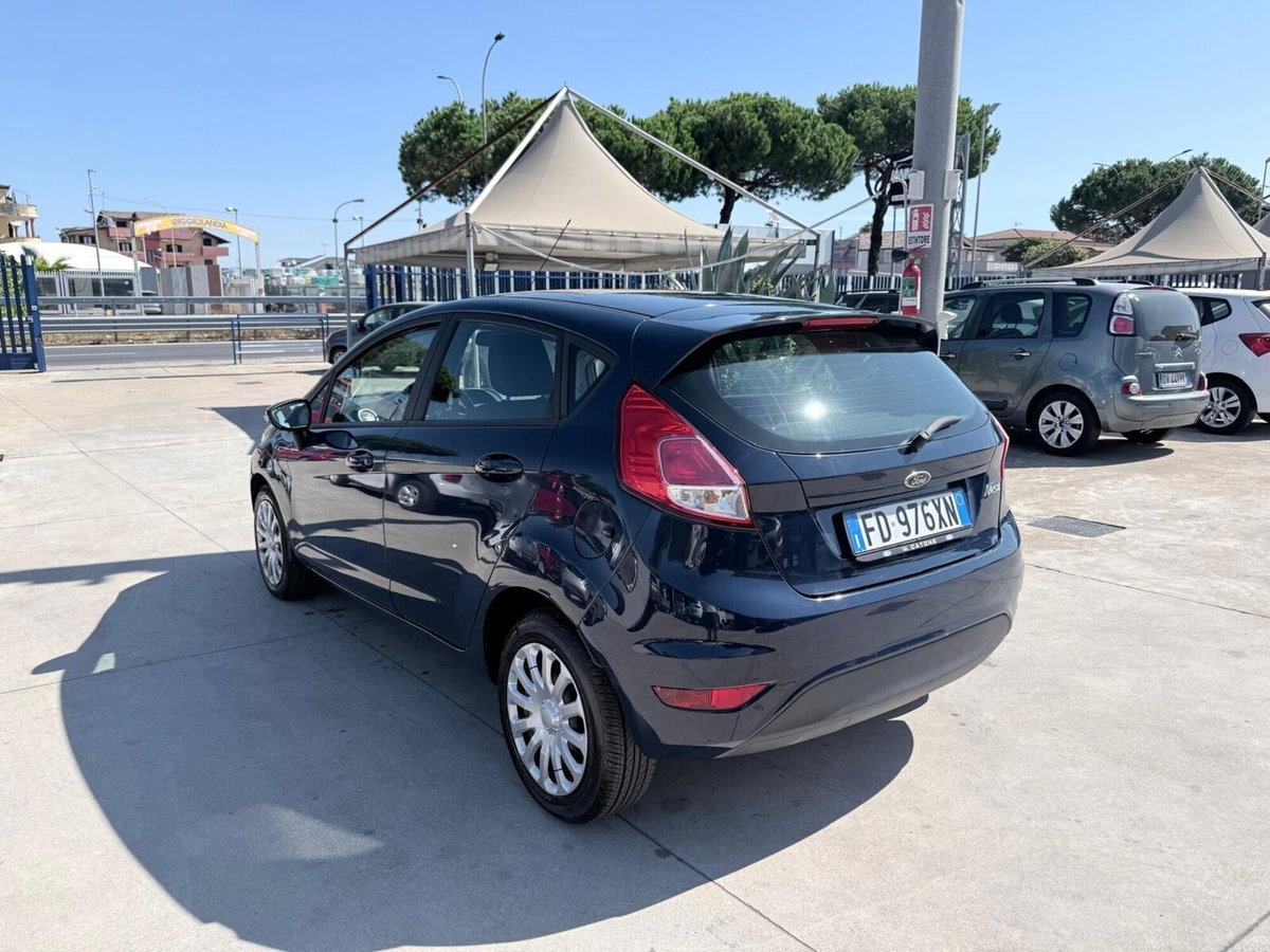 Ford Fiesta 1.4 5 porte Bz.- GPL Black & White Edition (6)