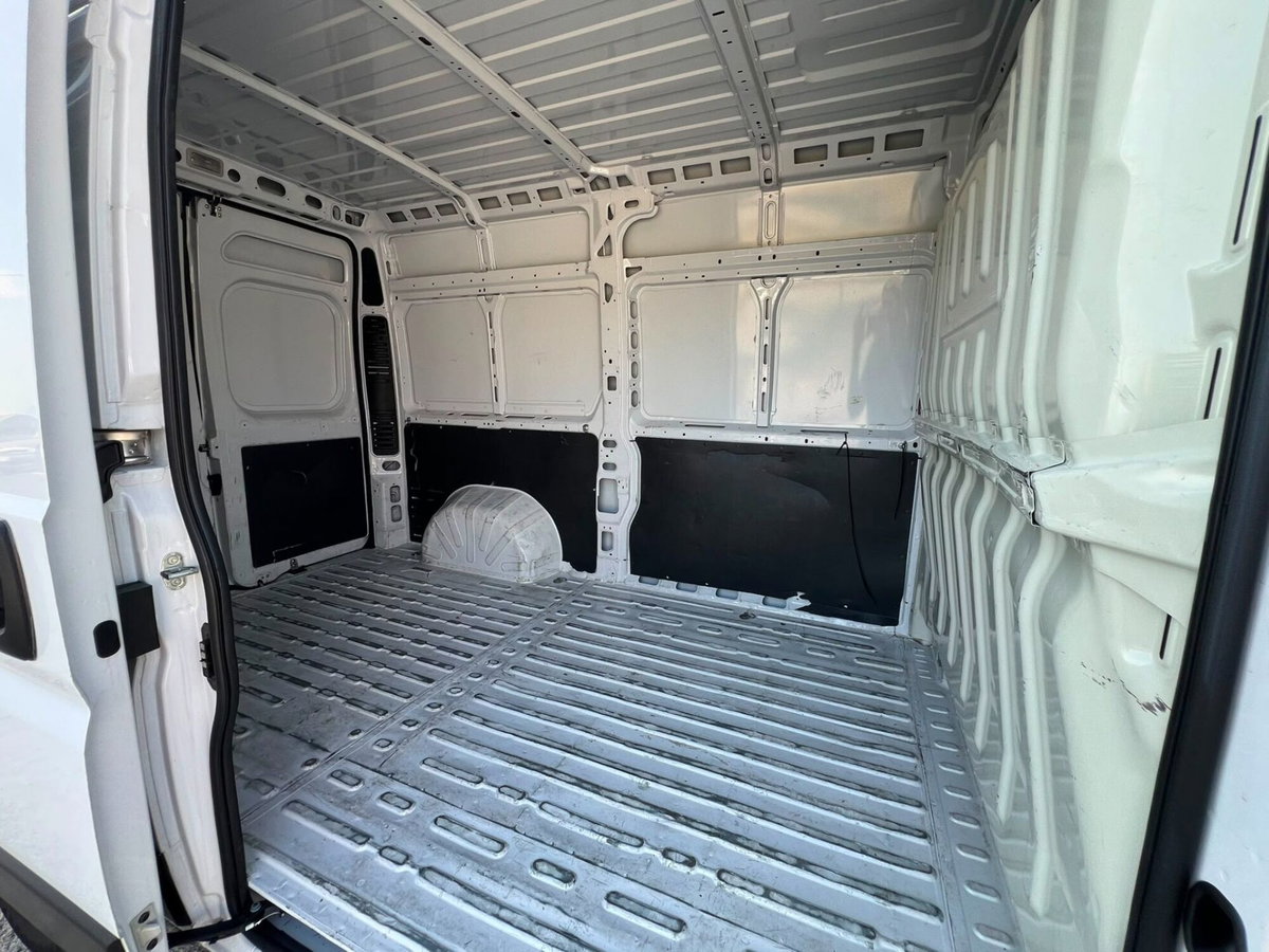 Citroen Jumper Furgone 33 BlueHDi 140 S&S PM-TN Furgone Business (13)