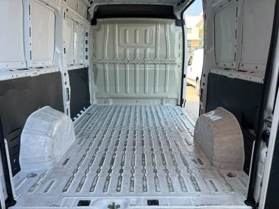 Citroen Jumper Furgone 33 BlueHDi 140 S&S PM-TN Furgone Business (14)