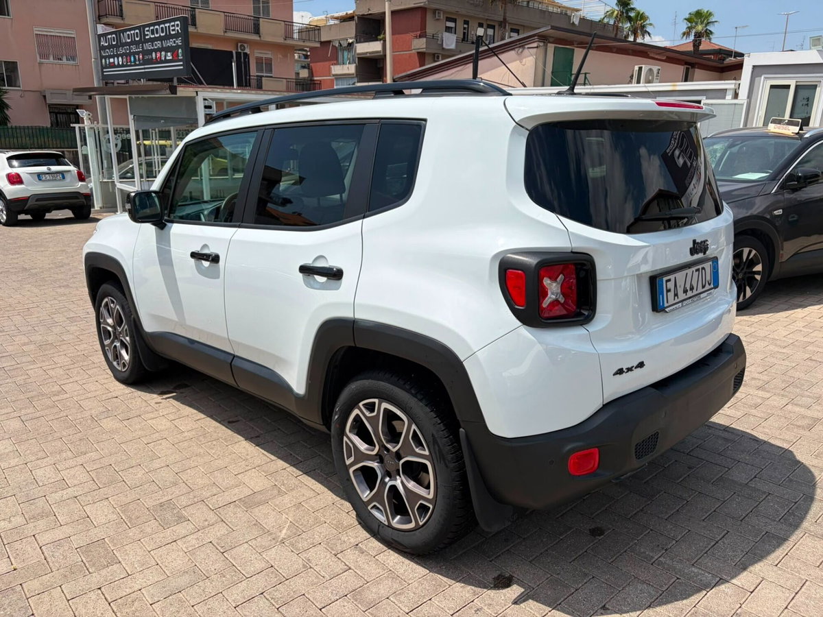 Jeep Renegade 2.0 Mjt 140CV 4WD Active Drive Low Limited (3)