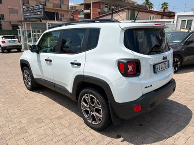Jeep Renegade 2.0 Mjt 140CV 4WD Active Drive Low Limited (3)