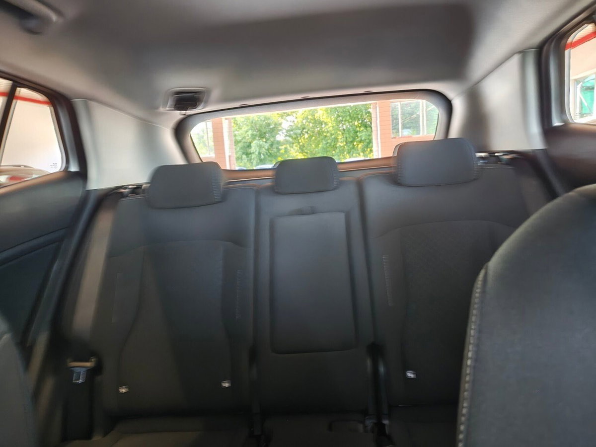 Kia Sportage 1.6 CRDi MHEV Business (20)