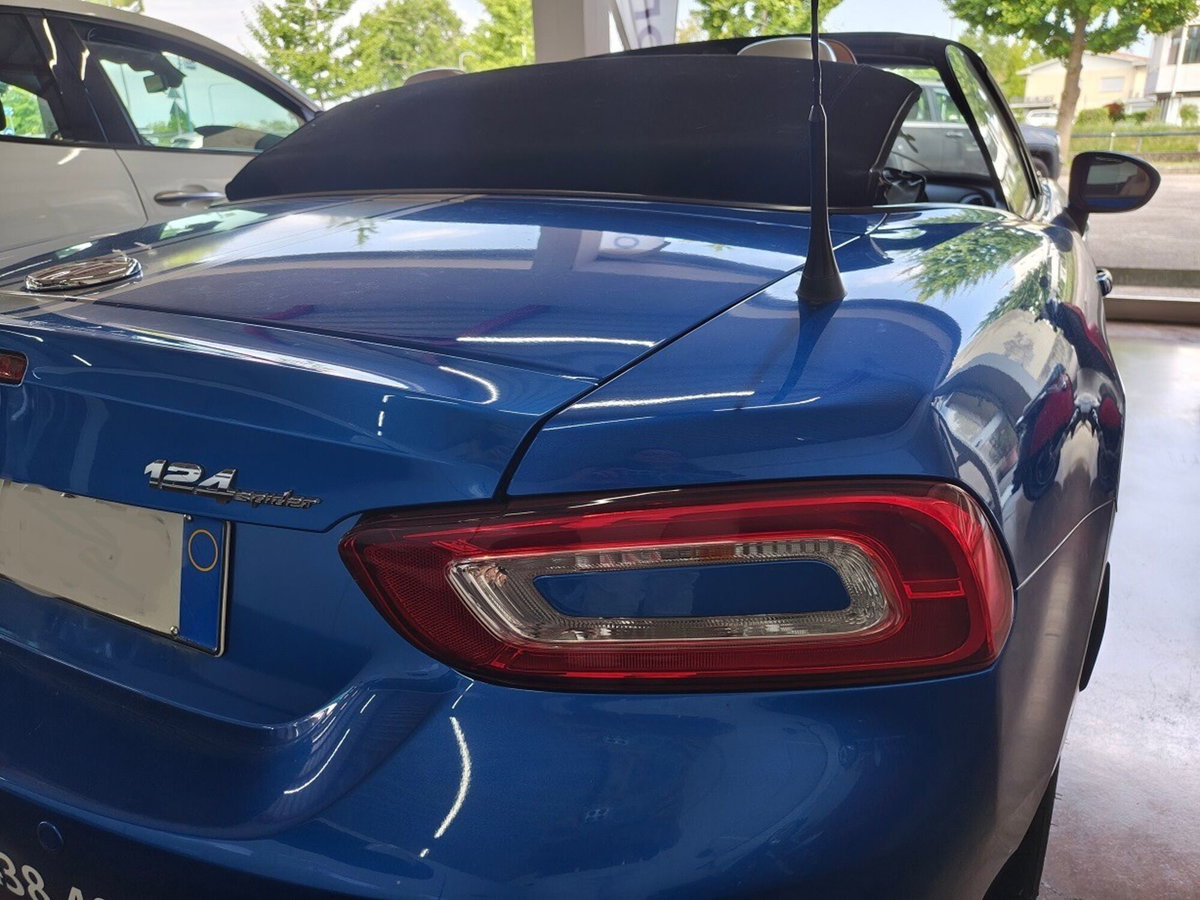 Fiat 124 spider 124 spider 1.4 MultiAir Lusso (14)