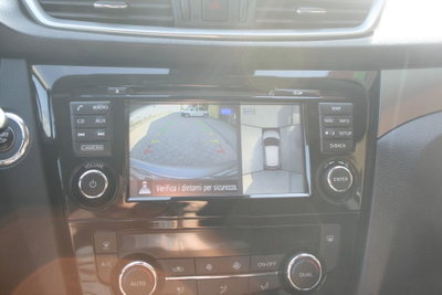 Nissan Qashqai 1.5 dCi 115 CV Tekna (11)