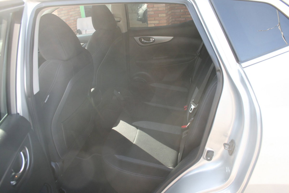 Nissan Qashqai 1.5 dCi 115 CV Tekna (16)