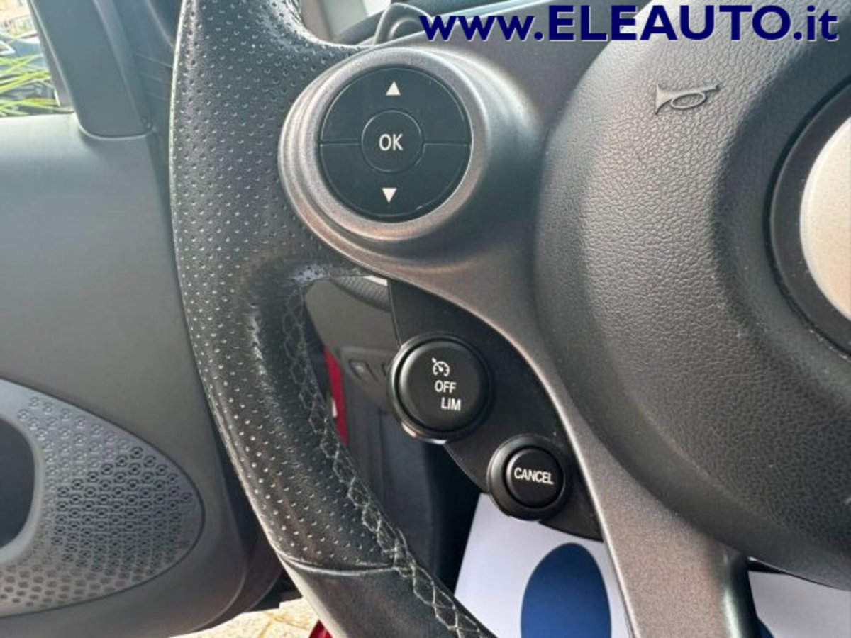 smart Fortwo Cabrio 70 1.0 twinamic cabrio Passion (11)