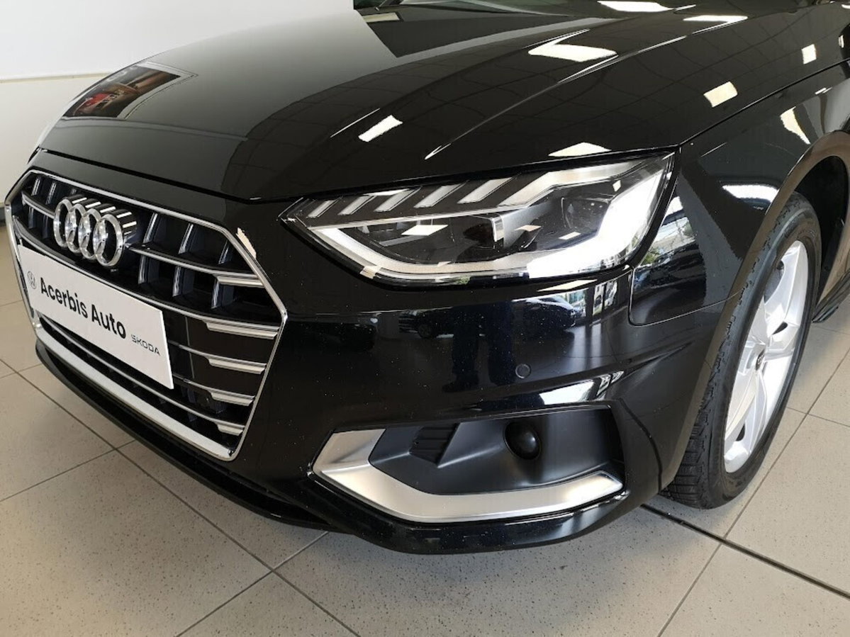 Audi A4 Avant 30 TDI/136 CV S tronic Business Advanced (6)