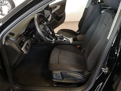 Audi A4 Avant 30 TDI/136 CV S tronic Business Advanced (8)
