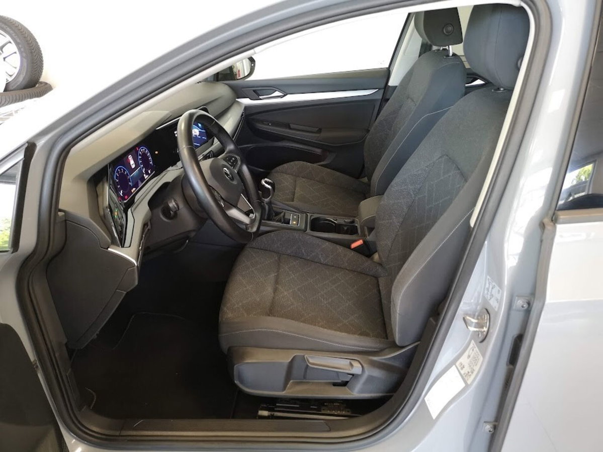 Volkswagen Golf 1.0 TSI EVO Life (11)