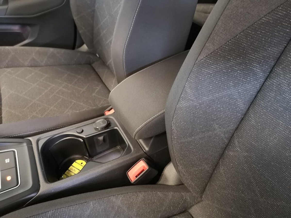 Volkswagen Golf 1.0 TSI EVO Life (13)