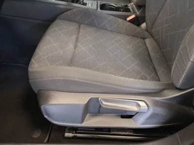 Volkswagen Golf 1.0 TSI EVO Life (18)