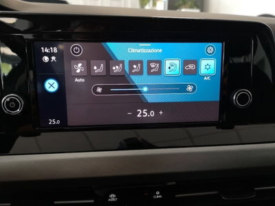 Volkswagen Golf 1.0 TSI EVO Life (19)