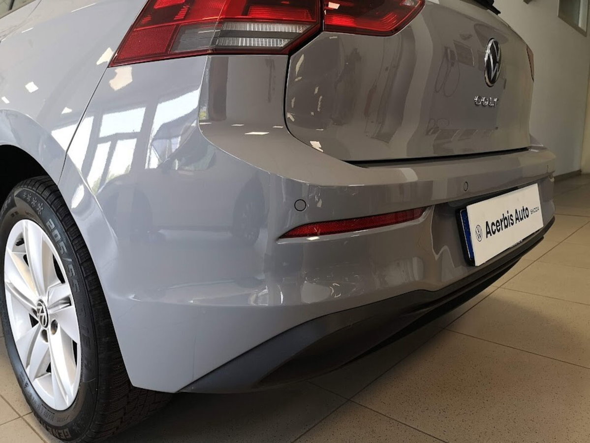 Volkswagen Golf 1.0 TSI EVO Life (6)
