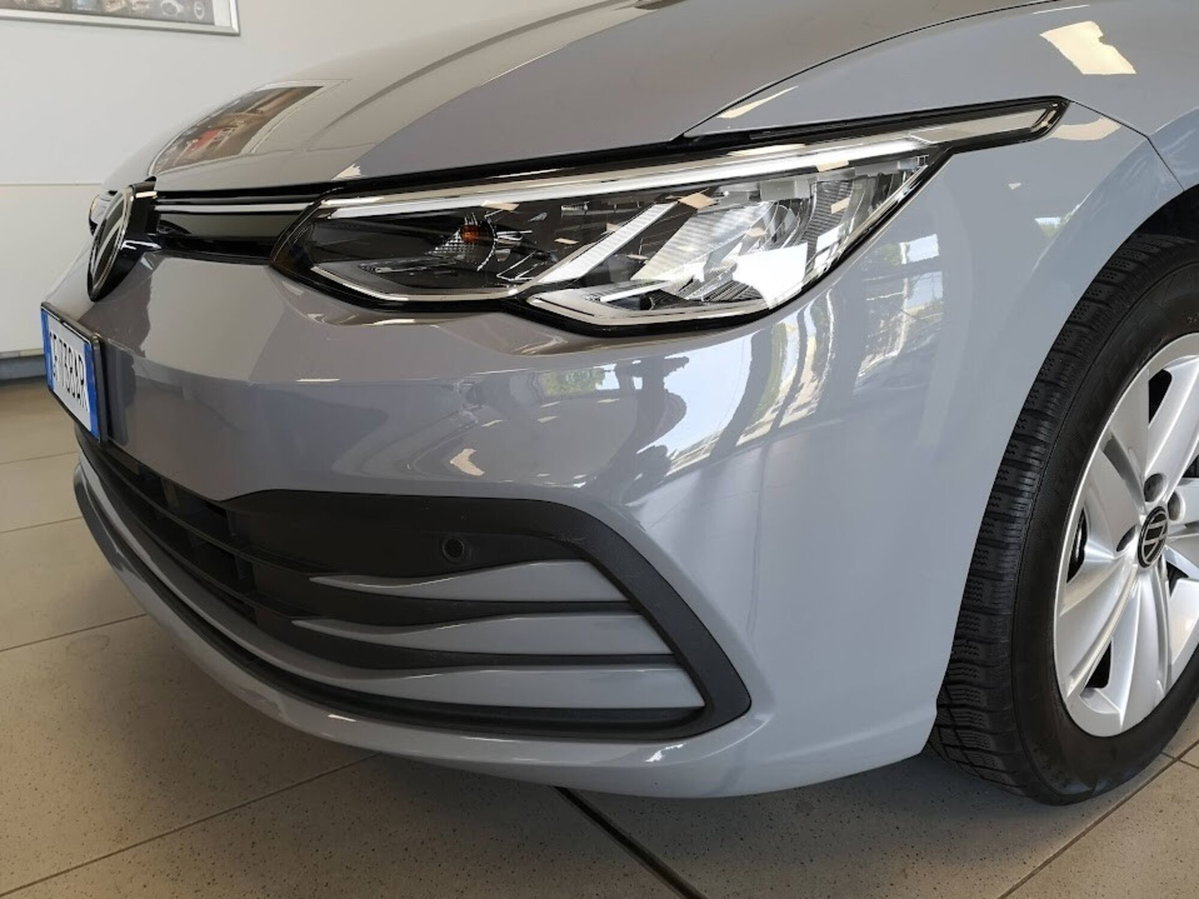 Volkswagen Golf 1.0 TSI EVO Life (8)