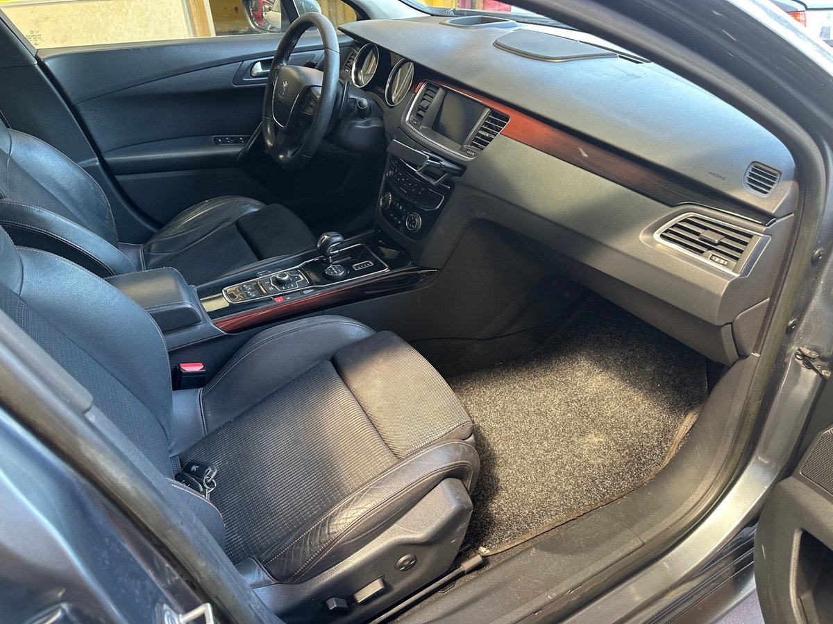Peugeot 508 SW RXH (11)