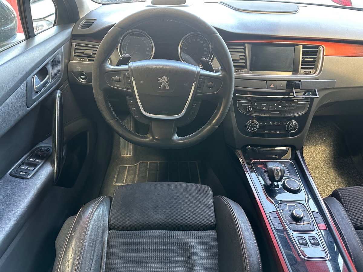 Peugeot 508 SW RXH (13)